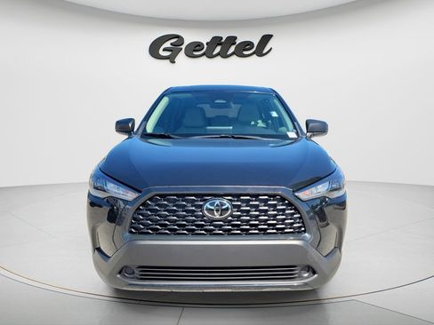 Certified 2024 Toyota Corolla Cross L image 8