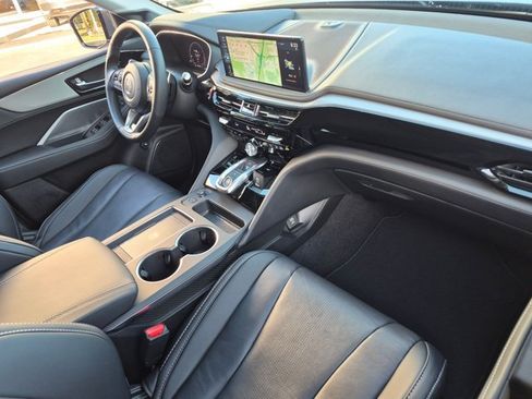 Certified 2026 Acura MDX w/ Technology Package FWD image 18