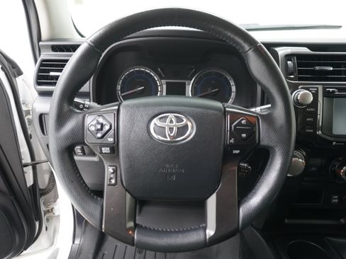 Used 2016 Toyota 4Runner TRD Pro AWD/4WD image 17