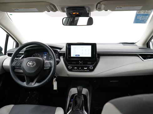 Used 2024 Toyota Corolla LE image 12