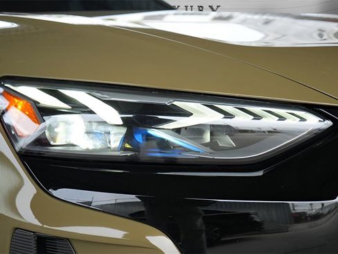 Used 2024 Audi RS e-tron GT image 7