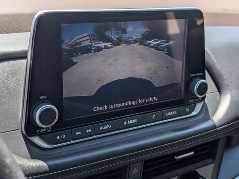 Certified 2023 Nissan Rogue S image 23