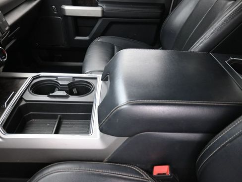 Certified 2022 Ford F250 Lariat w/ Lariat Ultimate Package image 20