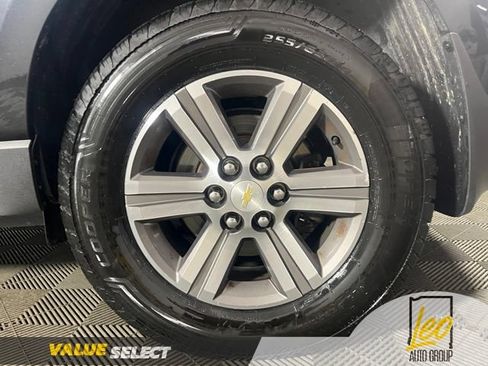 Used 2017 Chevrolet Traverse LT AWD/4WD image 30