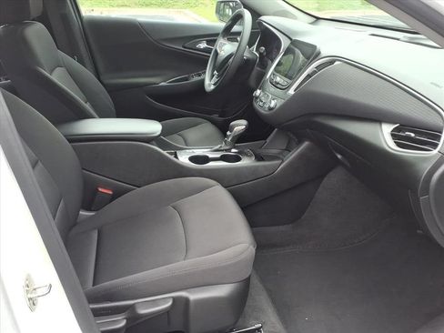 Used 2024 Chevrolet Malibu LS FWD image 20