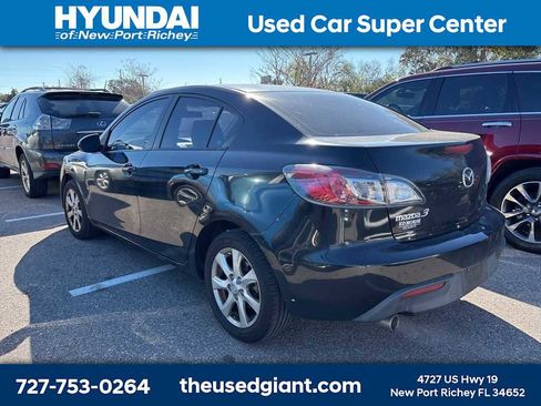 Used 2011 MAZDA MAZDA3 i Touring image 2