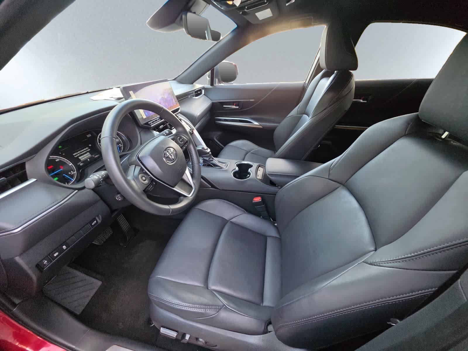 Used 2023 Toyota Venza Nightshade AWD/4WD image 7