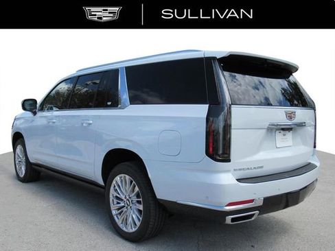 New 2026 Cadillac Escalade ESV Luxury image 4
