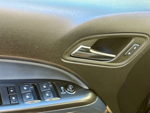 Used 2022 Chevrolet Colorado Z71 w/ Trail Boss Package image 18