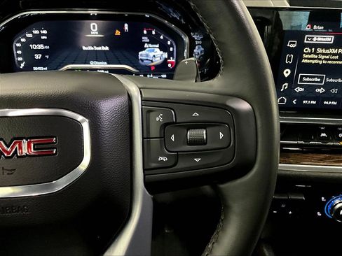 Used 2023 GMC Sierra 1500 Elevation image 24