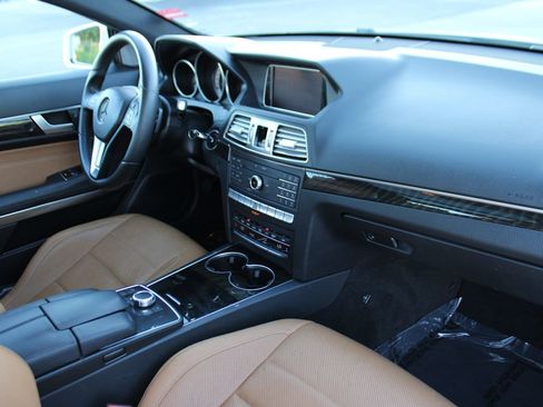 Used 2016 Mercedes-Benz E 400 Coupe image 21