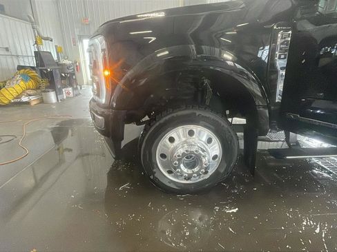 Certified 2024 Ford F450 Platinum w/ Camper Package AWD/4WD image 24