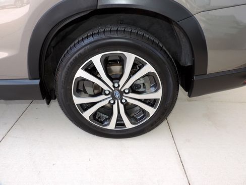 Used 2020 Subaru Forester Limited w/ Popular Package #3 AWD/4WD image 10