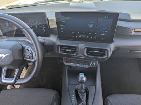 Used 2025 Ford Mustang Coupe image 16