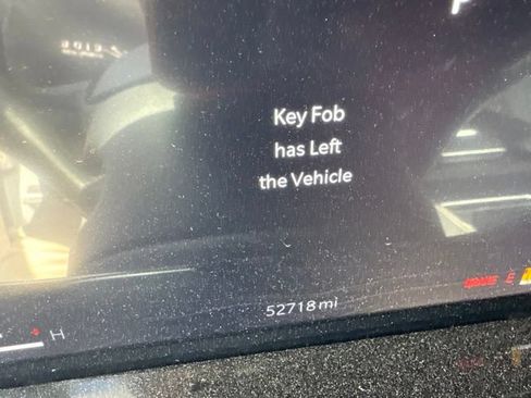 Used 2022 Jeep Wagoneer Series III w/ Premium Group I AWD/4WD image 15