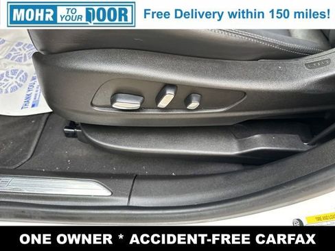 Used 2024 Cadillac XT5 Premium Luxury image 11