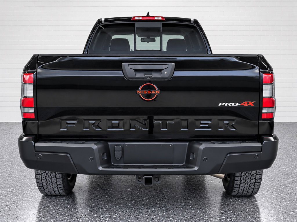 Used 2022 Nissan Frontier Pro-X RWD image 3