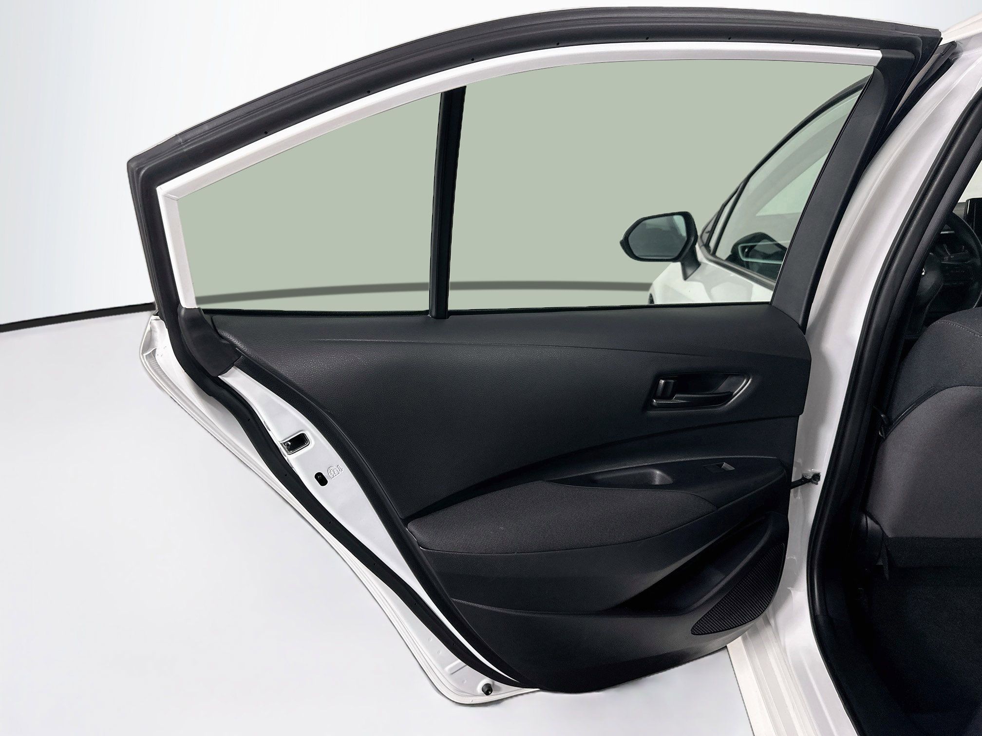 Used 2025 Toyota Corolla LE FWD image 25