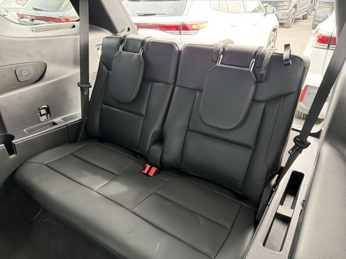 New 2026 Ford Explorer ST-Line AWD/4WD image 27