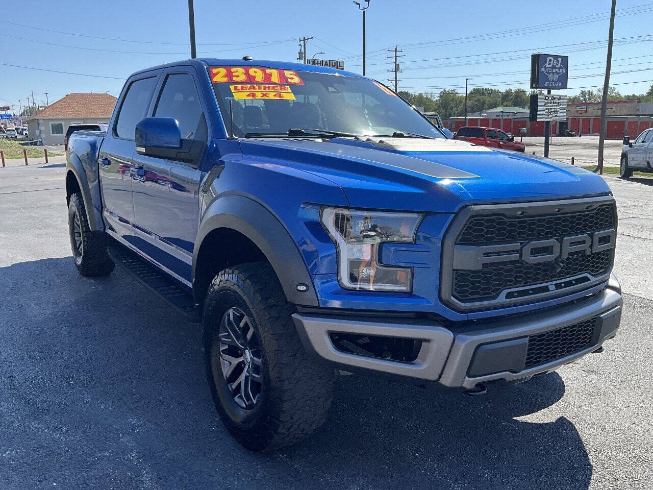 Used 2017 Ford F150 Raptor w/ Equipment Group 802A Luxury AWD/4WD image 7