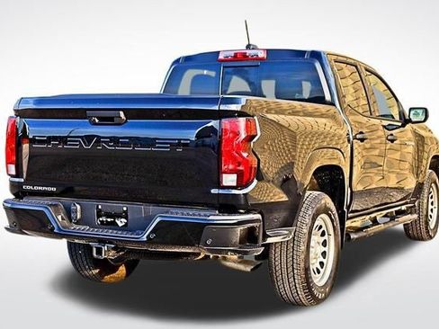 Used 2025 Chevrolet Colorado W/T w/ Advanced Trailering Package image 16