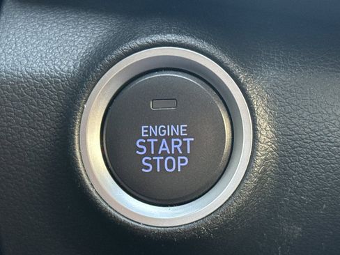 Certified 2023 Hyundai Kona SEL w/ Convenience Package image 23