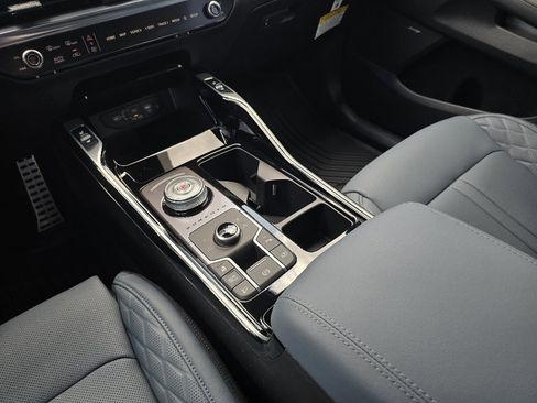 New 2025 Kia Sorento SX Prestige AWD/4WD image 9