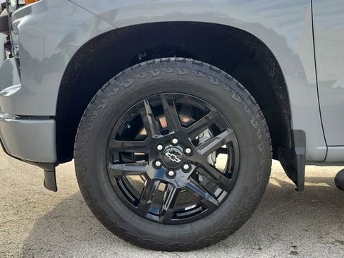 Certified 2025 Chevrolet Silverado 1500 Custom w/ Turbomax Blackout Package RWD image 6