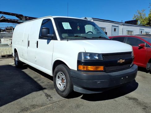 Used 2021 Chevrolet Express 2500 Extended w/ Driver Convenience Package image 1