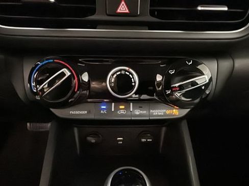 Certified 2023 Hyundai Kona SEL AWD/4WD image 22