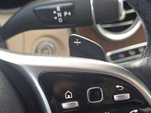 Used 2022 Mercedes-Benz GLC 300 4MATIC image 38