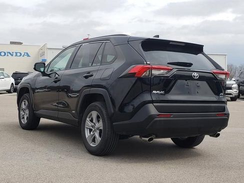 Used 2025 Toyota RAV4 XLE image 8