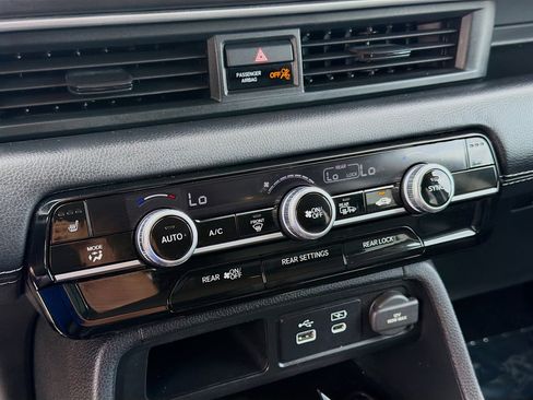 Used 2024 Honda Pilot EX-L image 14