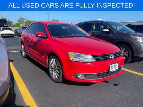 Used 2013 Volkswagen Jetta TDI FWD image 1