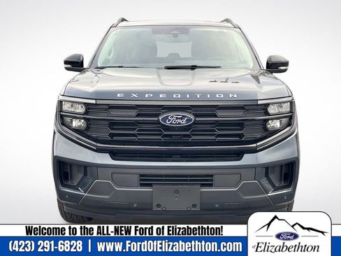 New 2025 Ford Expedition Max Active image 9