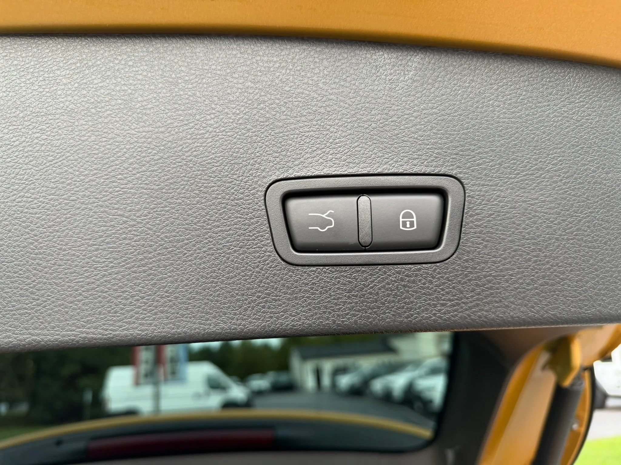 Used 2024 Dodge Hornet R/T Plus AWD/4WD image 44