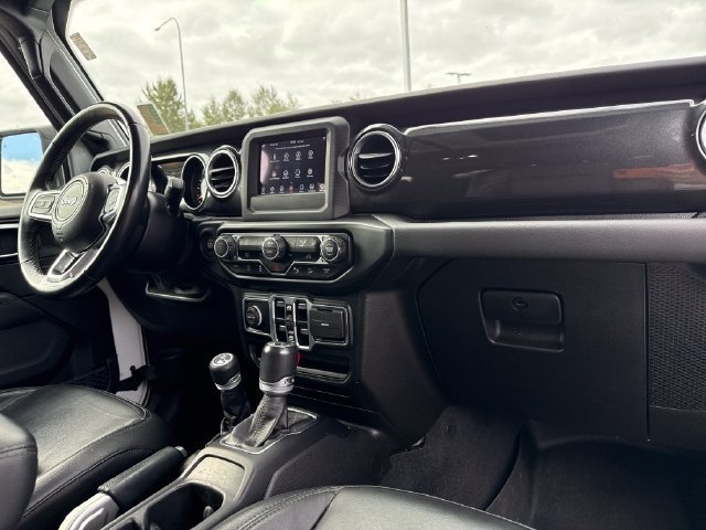 Used 2020 Jeep Wrangler Unlimited Sahara AWD/4WD image 26