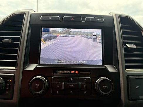 Used 2020 Ford F150 Raptor image 18