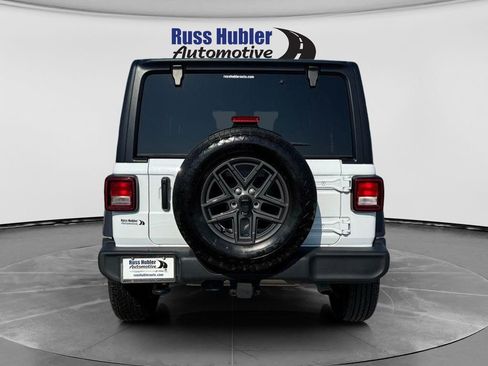 Used 2024 Jeep Wrangler Unlimited Sport AWD/4WD image 4
