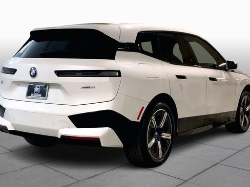 Used 2024 BMW iX xDrive50 w/ Sport Package image 12