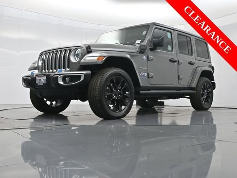 Used 2023 Jeep Wrangler Unlimited Sahara w/ Cold Weather Group image 47