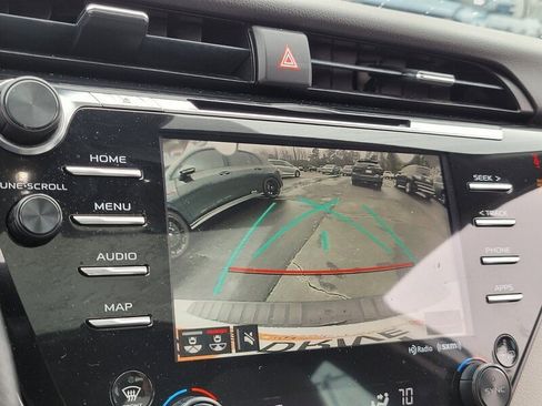 Used 2019 Toyota Camry XSE image 20