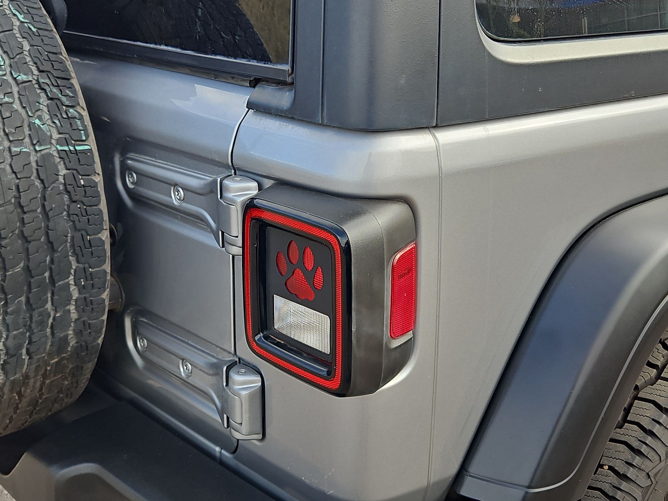 Used 2020 Jeep Wrangler Sport AWD/4WD image 11