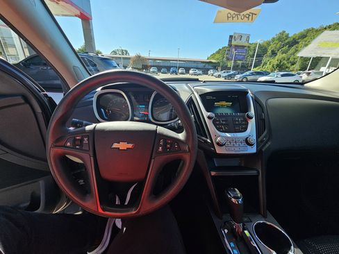 Used 2017 Chevrolet Equinox LS w/ LPO, Protection Package image 17