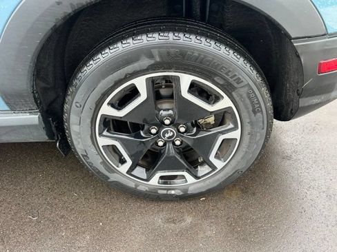 Used 2022 Ford Bronco Sport Outer Banks w/ Tech Package AWD/4WD image 9