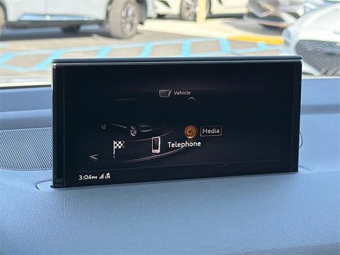 Used 2018 Audi Q7 3.0T Prestige w/ Prestige Package image 30