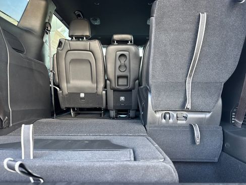 New 2026 Chrysler Pacifica Select image 16