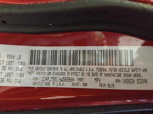 Used 2017 Jeep Cherokee Trailhawk image 33