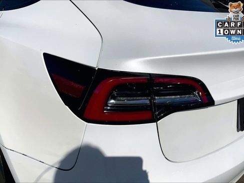 Used 2023 Tesla Model 3 Standard Range image 25