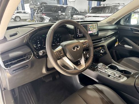 Used 2026 INFINITI QX60 Luxe w/ Cargo Package image 10